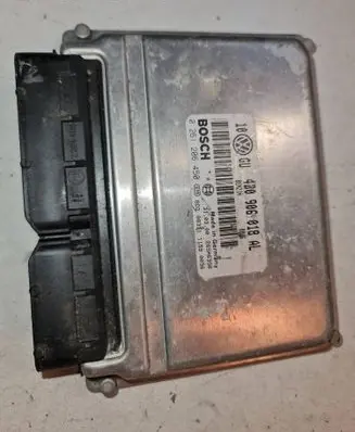 Audi A4 S4 B5 8D Engine control unit/module 4B0906018AL 0261206450