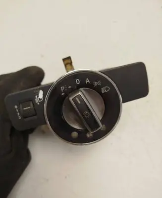 Mercedes-Benz C W204 Light switch A2045451804 070313