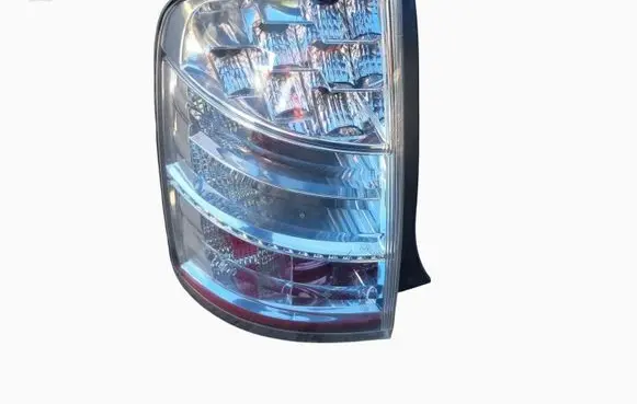 Toyota Prius (XW20) Rear/tail lights