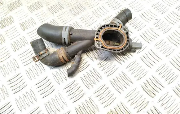 Volkswagen Polo V 6R Engine coolant pipe/hose 03L121131AA
