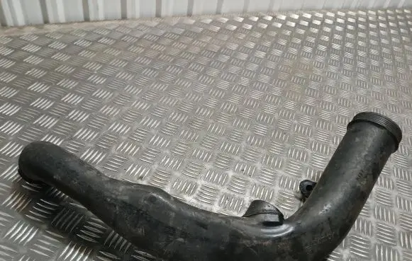 Volvo V70 Intercooler hose/pipe 30741666