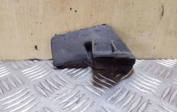 Sill/side skirt trim