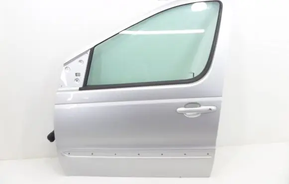 Mercedes-Benz Vaneo W414 Front door