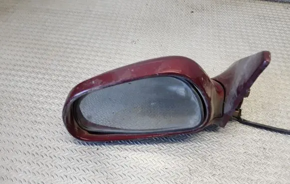 Mazda 626 Front door electric wing mirror E13010519