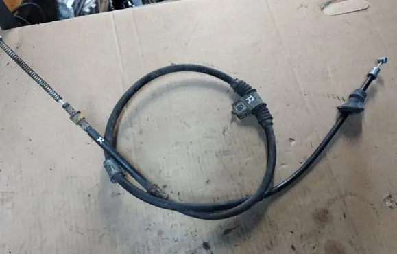 Handbrake/parking brake wiring cable