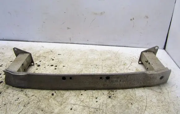 Toyota Auris E180 Rear bumper support beam 1111