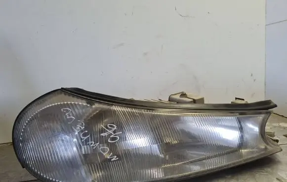 Ford Mondeo MK I Headlight/headlamp E13309023