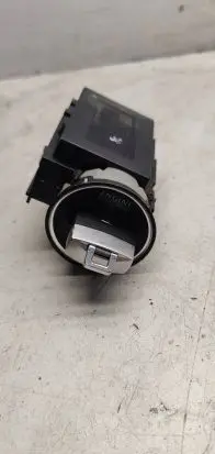 Volkswagen PASSAT B6 Ignition lock 3c0905843q