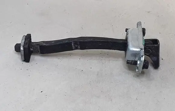 Hyundai Santa Fe Front door check strap stopper