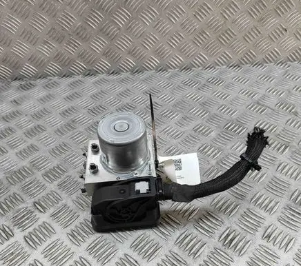 Mercedes-Benz CLA C118 X118 ABS Pump A1779018005 A1779024622