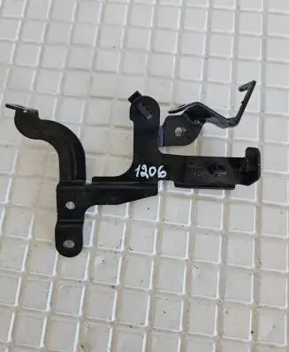 Opel Insignia A Other engine bay part 55489558