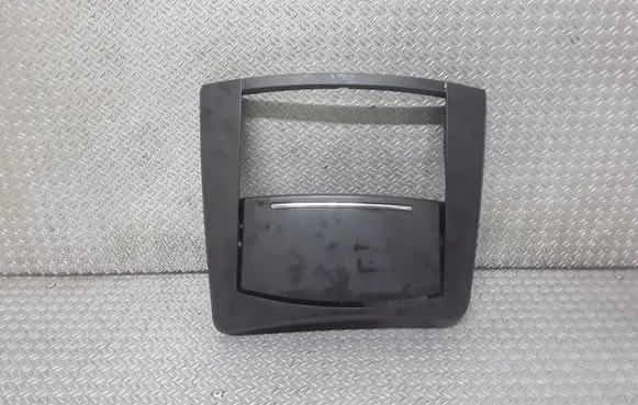 Cadillac CTS Glove box