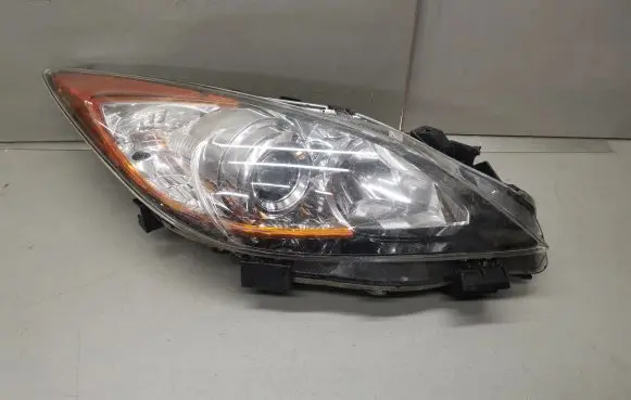 Mazda 3 II Headlight/headlamp 9922681017