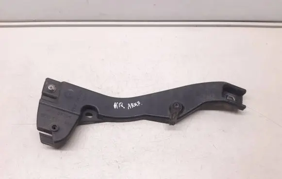 Audi A4 S4 B7 8E 8H Front bumper mounting bracket 8E0807203B