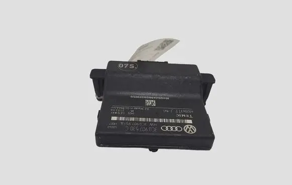 Volkswagen PASSAT B6 Gateway control module 3C0907530C