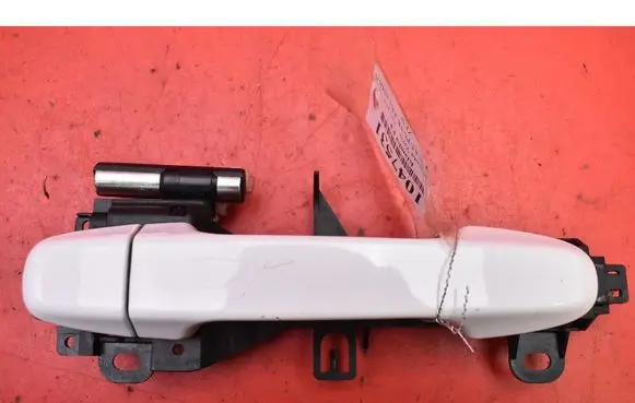 Toyota Yaris Front door exterior handle 