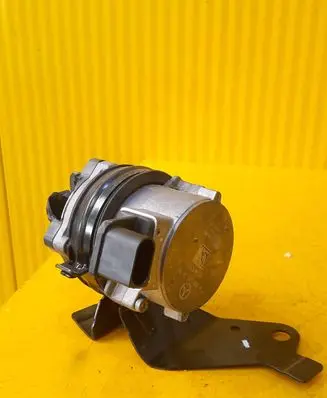 Mercedes-Benz E W213 Electric auxiliary coolant/water pump A0005003286