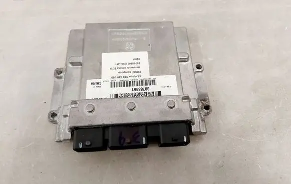 Volvo C30 Engine control unit/module ECU 30788961 ESU-411