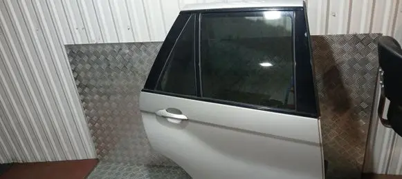BMW X5 E53 Rear door 