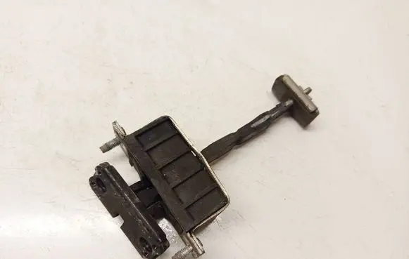 Mercedes-Benz E W211 Rear door check strap stopper 