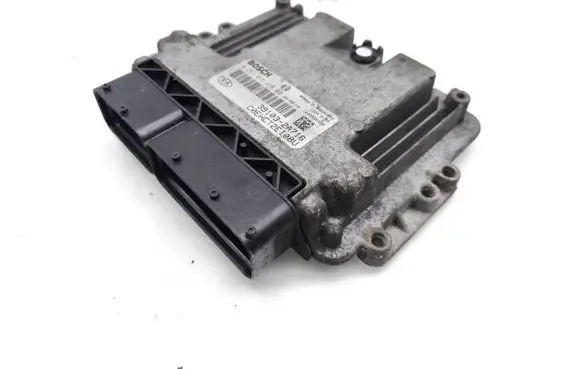 KIA Ceed Engine control unit/module 391032A716 0281015438
