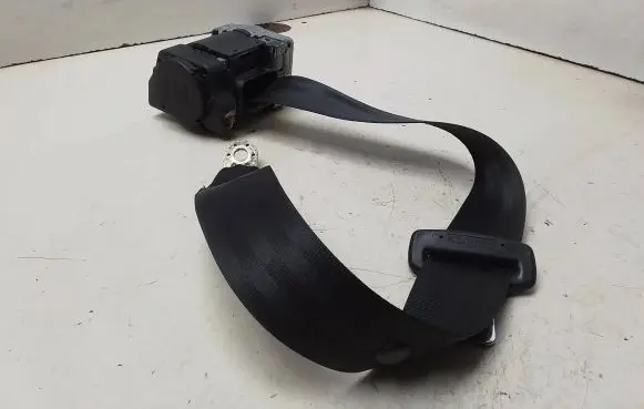 Audi A6 S6 C5 4B Rear seatbelt 4B9857805 00065157 53076801