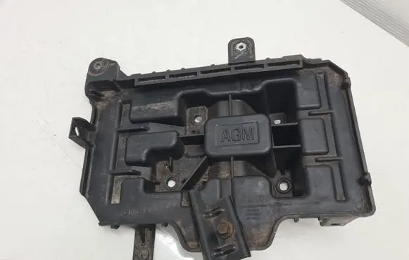 Hyundai Santa Fe Battery tray 371502W200