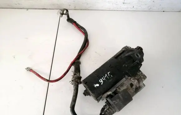 Volkswagen PASSAT CC Starter motor 0001123036