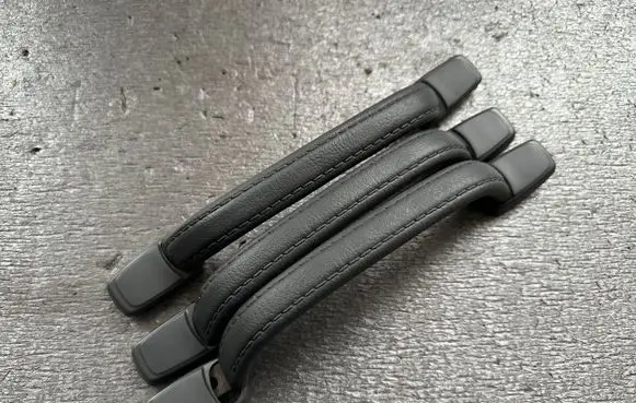 Mitsubishi Pajero Rear interior roof grab handle MB774931