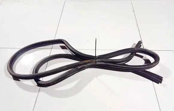 Renault Espace III Rubber seal rear door 
