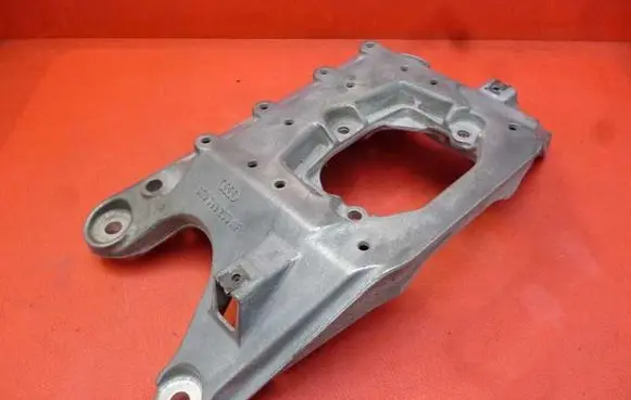 Audi A6 S6 C6 4F Gearbox mounting bracket 8K0399263AF