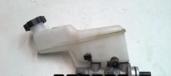 KIA Sportage Master brake cylinder