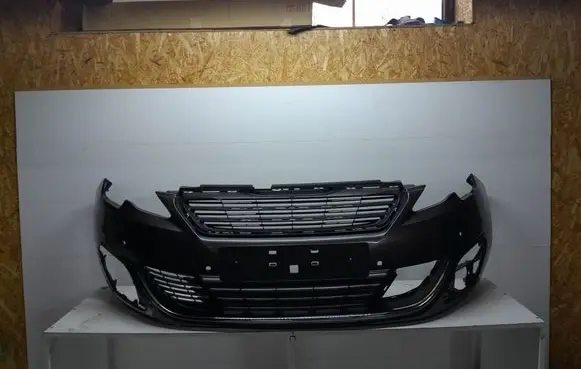 Peugeot 308 Front bumper AA36136869 AA36136466