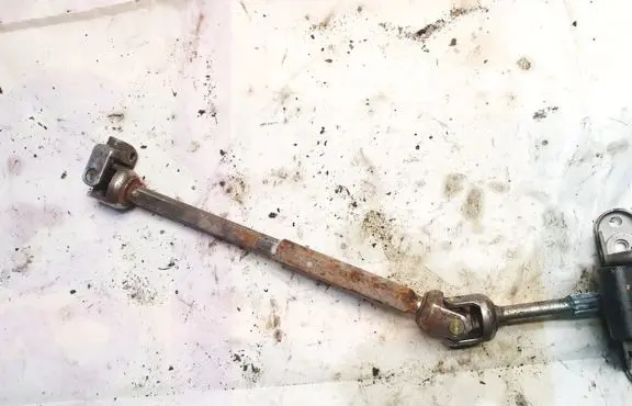 Alfa Romeo 147 Steering column universal joint