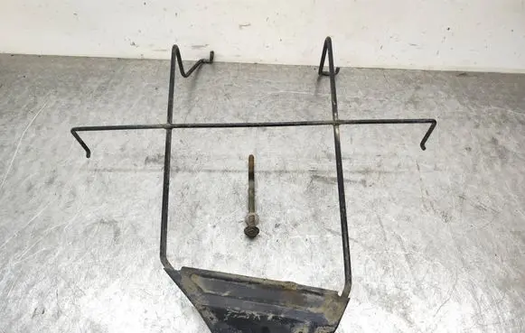 Peugeot Expert Spare wheel mounting bracket 9812022080