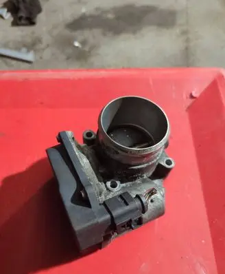 Audi A6 S6 C6 4F Throttle valve 06F133062G