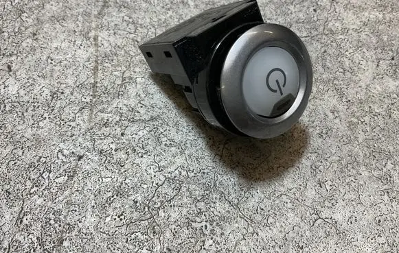 Nissan Leaf II (ZE1) Engine start stop button switch 1788DFWK1A002 CVTWX1A002 TWK1A002