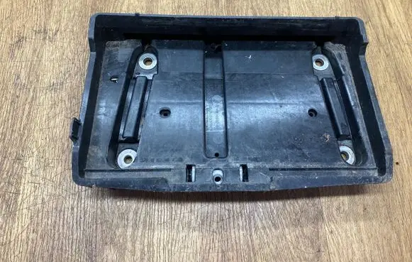 Battery tray