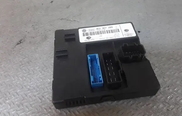 Audi A8 S8 D3 4E Comfort/convenience module 4E0907289