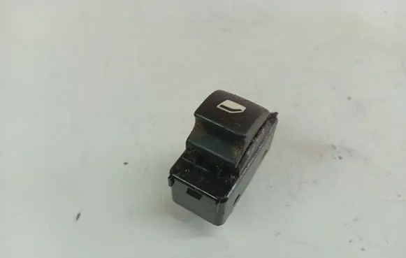 Citroen Berlingo Electric window control switch