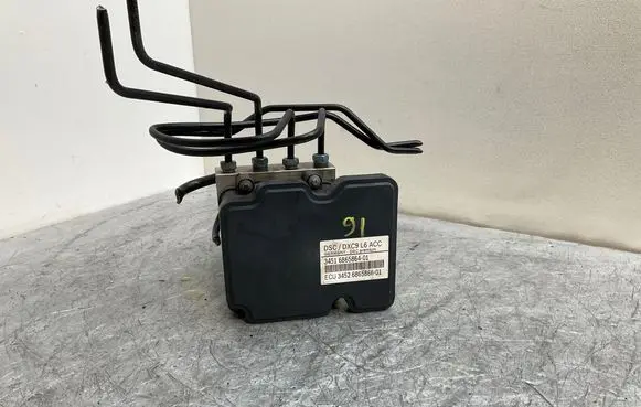 BMW 5 F10 F11 ABS Pump 6865864 6865866 DXC9L6ACC