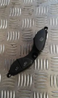 Ford Focus Air conditioning (A/C) switch 98ag19a945b