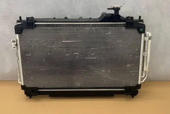 Mitsubishi Outlander Radiator set 