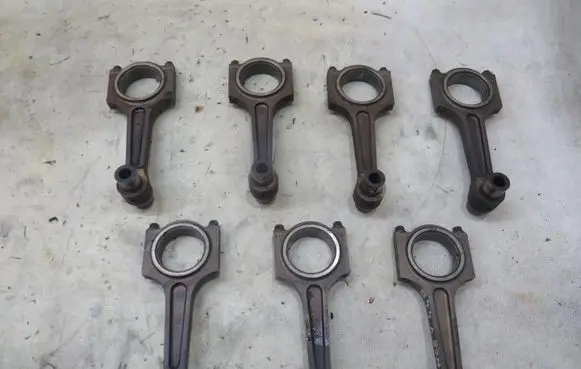 Maybach 57/62 Piston with connecting rod R22541256