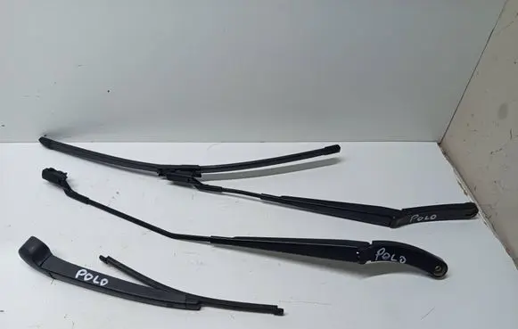Volkswagen Polo VI Windshield/front glass wiper blade W000082555