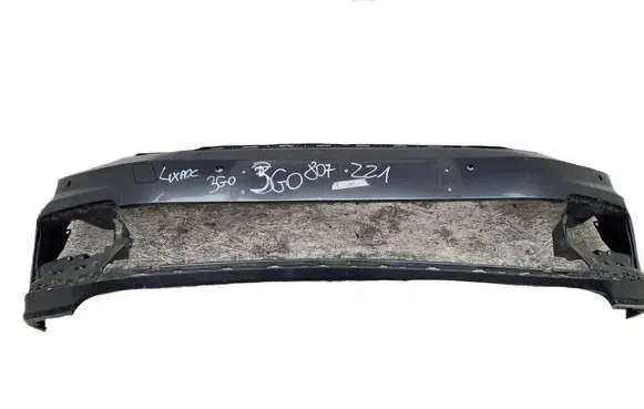 Volkswagen PASSAT B8 Front bumper 3G0807221