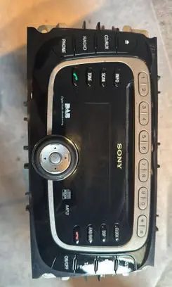 Ford Mondeo MK IV Radio/GPS head unit trim V004957
