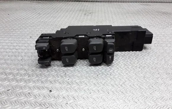 Volvo S80 Electric window control switch 9467626
