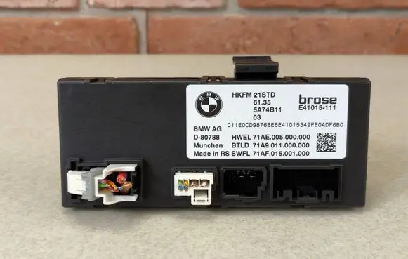 BMW X1 U11 Tailgate/trunk control unit/module 5A74B11