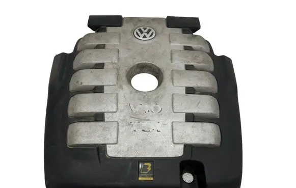 Volkswagen Touareg I Engine cover (trim) 07Z103935F